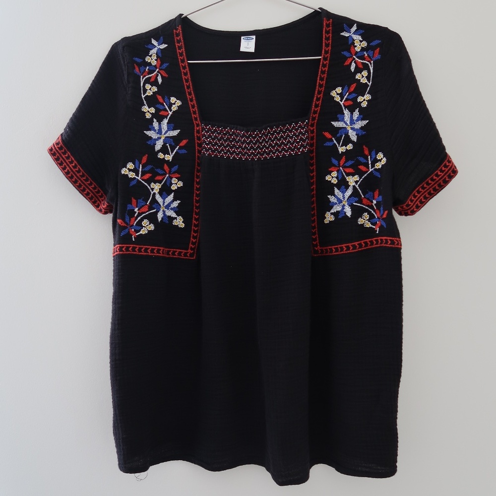 Black Embroidered Short Sleeve Women's Top